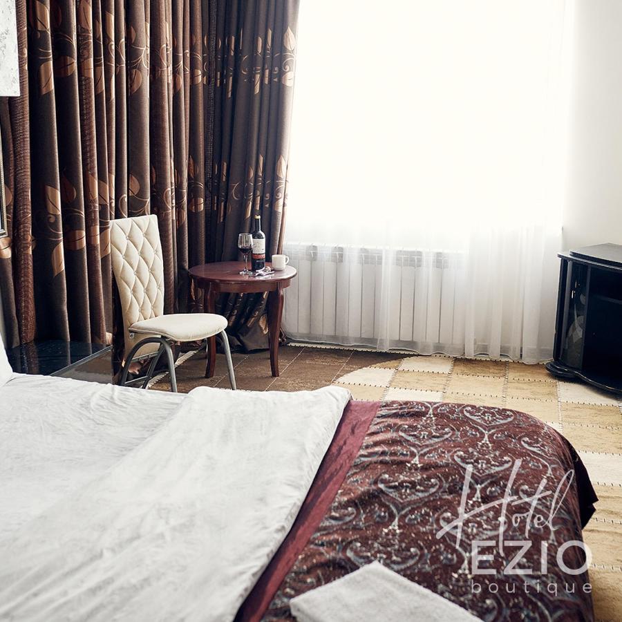 Hotel Ezio Chisinau Exterior foto