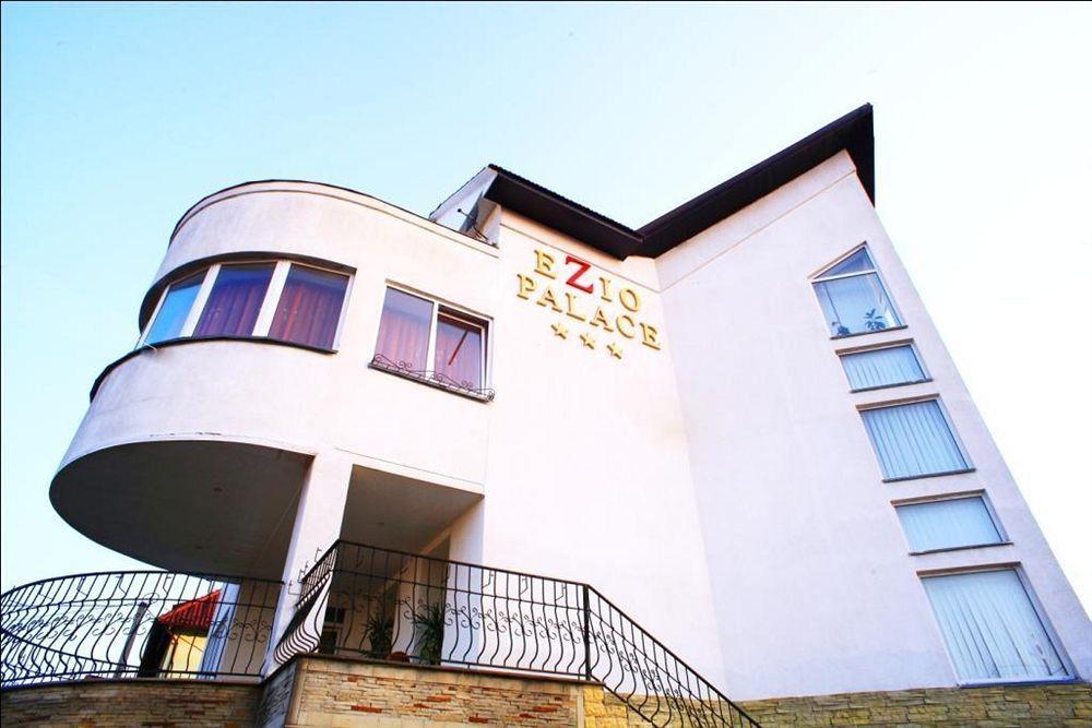 Hotel Ezio Chisinau Exterior foto