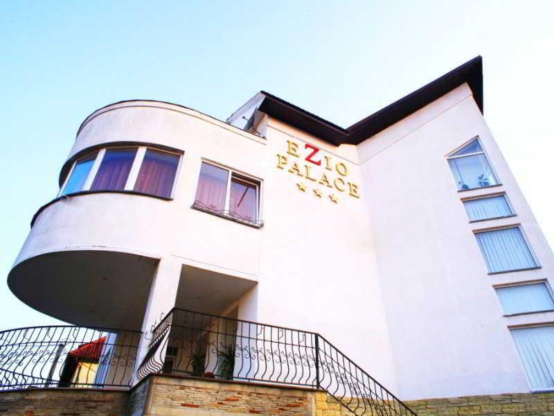 Hotel Ezio Chisinau Exterior foto