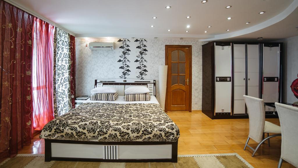 Hotel Ezio Chisinau Quarto foto