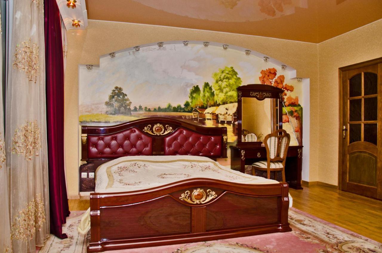 Hotel Ezio Chisinau Quarto foto